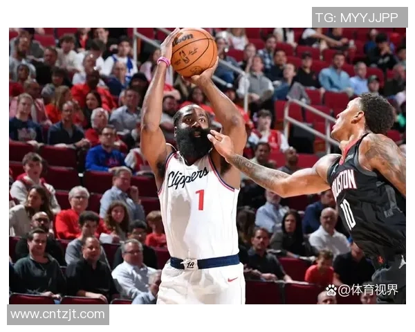 火箭与太阳激战15至16赛季回顾：精彩瞬间与球员表现分析